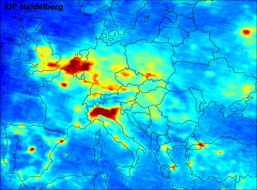 Pollution NO2 levels over Europe 