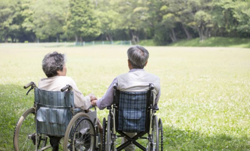 Il Giappone arriva a più di 10 milioni di volontari addestrati per la demenza