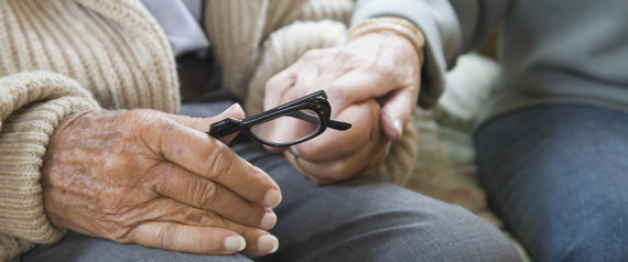 Le 3 situazioni più difficili di fronte ai caregiver di Alzheimer