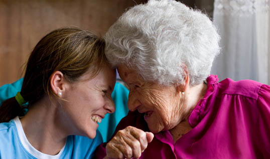 Sono le donne la chiave per svelare l'Alzheimer?