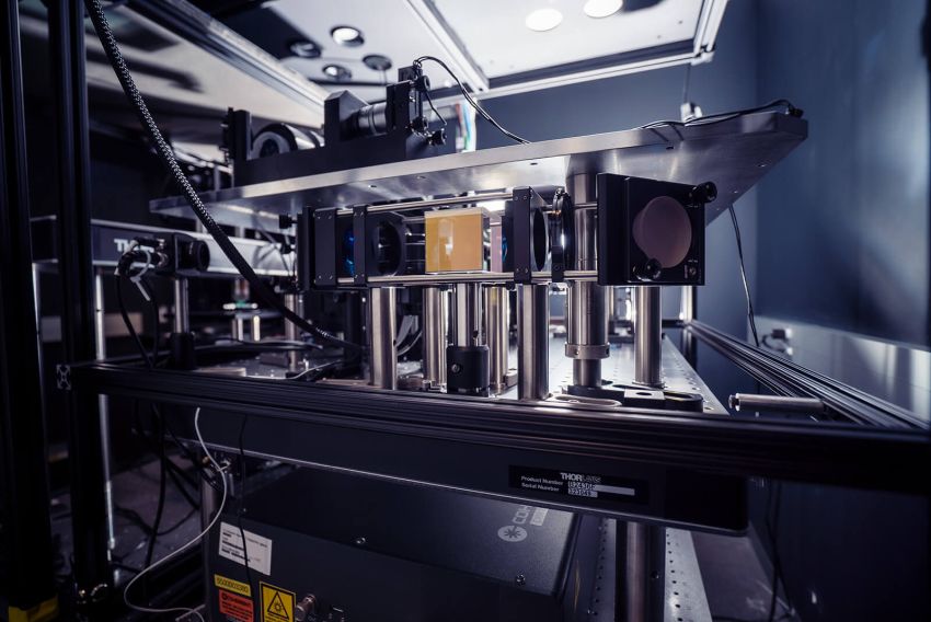 sophisticated microscopes at Allen Institute