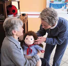 Doll_therapy